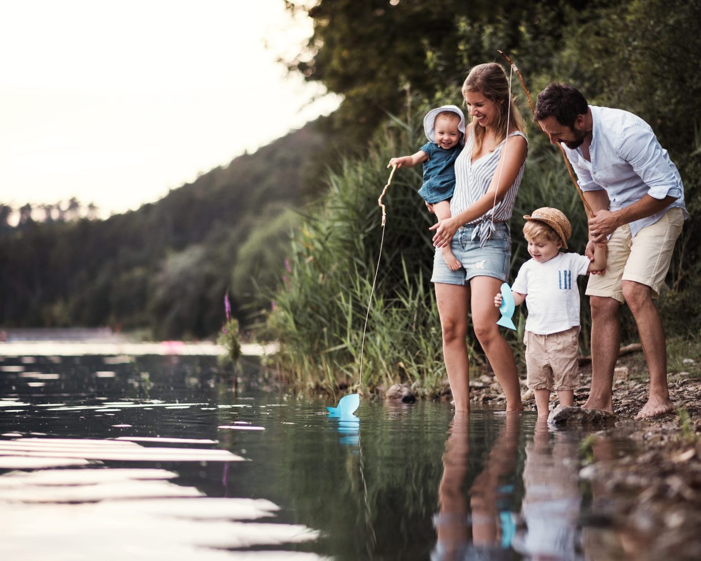 Family fishing at Williamstown Lake near Sunrise Inn Williamstown